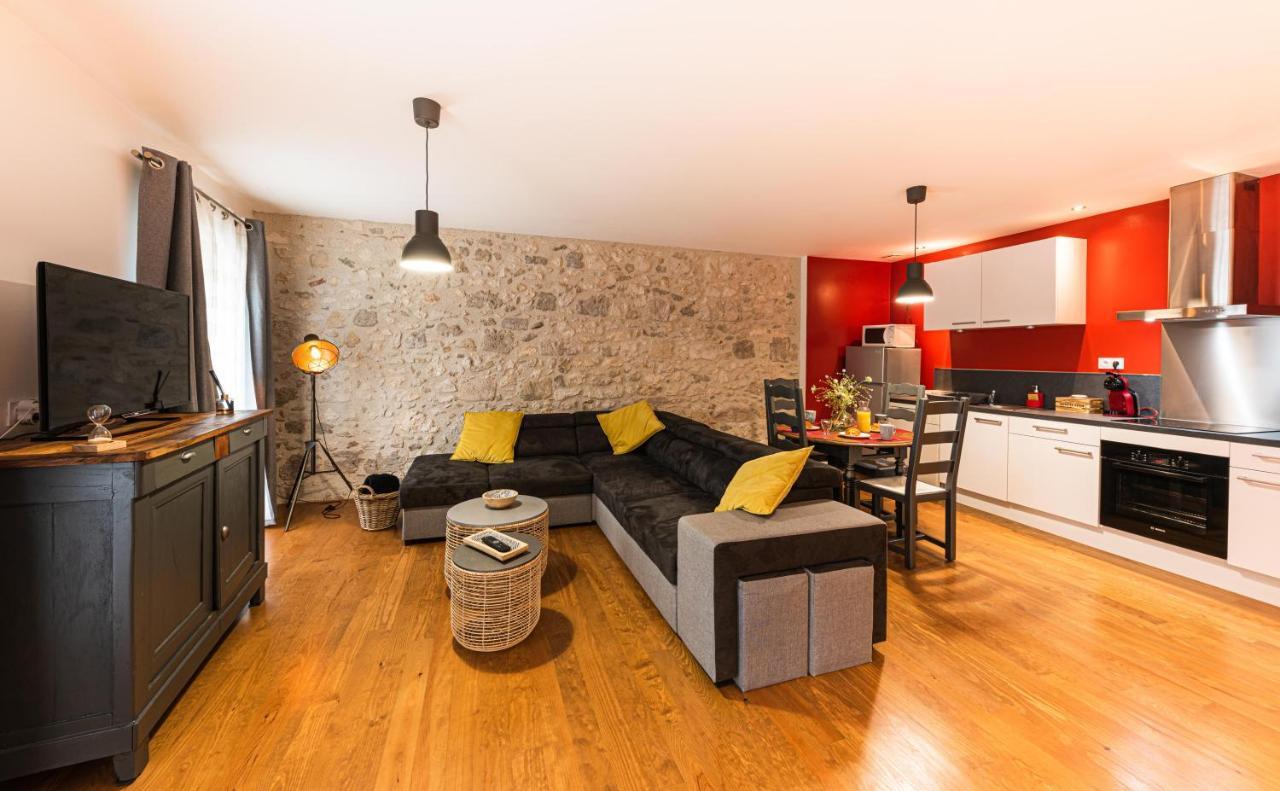 Les Gites Du Chateau - L Appartement Du Roi - Magnifique Appartement Face Au Chateau 内拉克 外观 照片